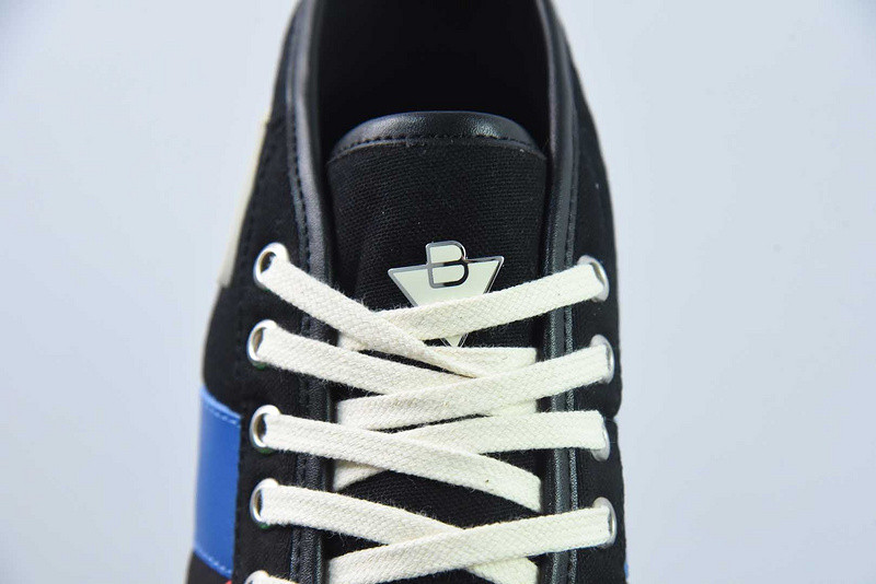 BOTTEGA VENETA Sneaker