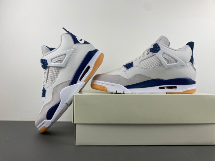 Nike SB x Air Jordan 4 “Navy” 2025 DR5415-100